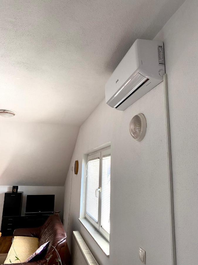 Big Apartment 3 Bedrooms Bihac Exterior photo