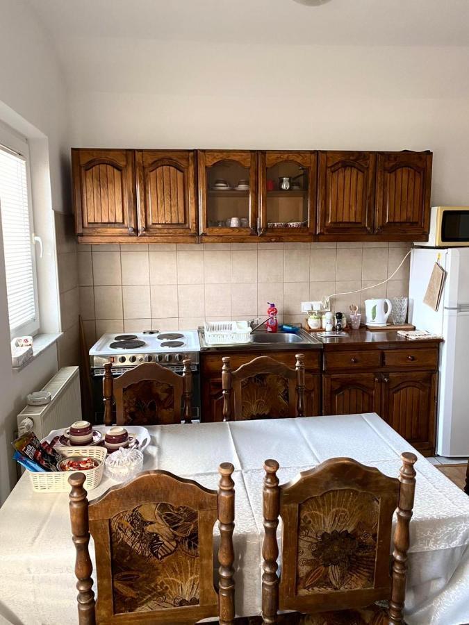 Big Apartment 3 Bedrooms Bihac Exterior photo
